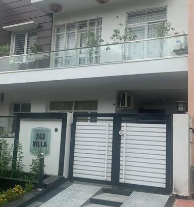 Mohangarh Villa | Welcoming Independent Villa with Pet and Child Friendly Amenities
