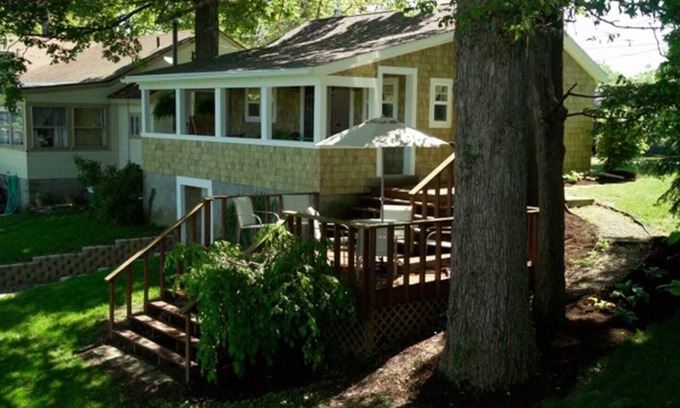 Lakeview Cottage | Escape to Indian Lake Treehouse Waterfront Cottage Retreat