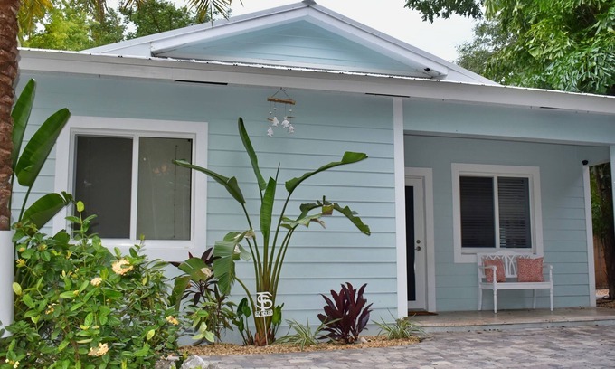 Indian Waterways House | Relax at Indian Mound - Oceanfront Bungalow in Islamorada