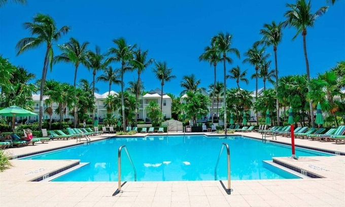 Indigo Reef Marina Homes House | Indigo Reef #5: Oceanfront Retreat with Kayak Adventures