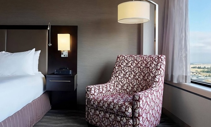 Milpitas Hotel | Experience Comfort Near the 49ers Museum with Pool Access
