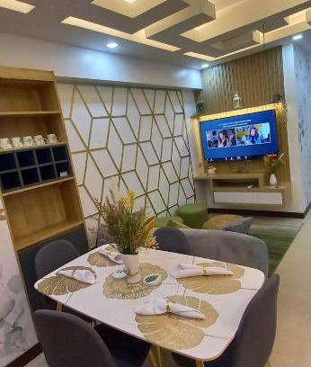 Project 4 Apartment | Modern 2-BR Infina Towers Unit with Balcony in QC, Manila