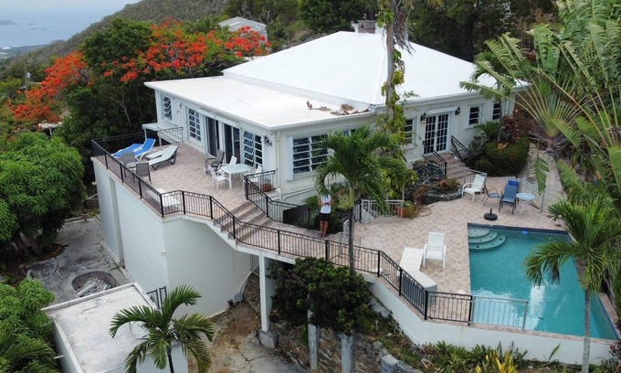 North Side Villa | Experience Infinite Skyline at Angel View Villa - 10/10 Rated