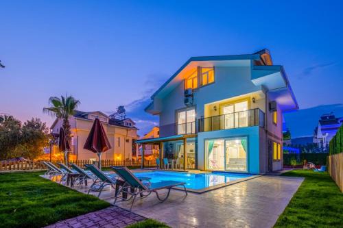 Ciftlik Villa | Oceanfront Infinity Lily Villa with Pool and Ocean Views