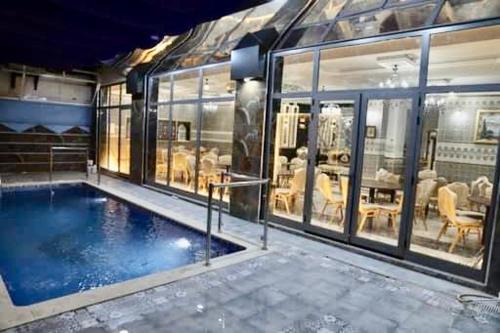 Constantine Hotel | Discover Infinity Motel in Constantine: Family-Friendly Getaway