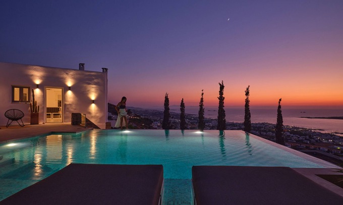 Paros Villa | Ocean View Villa with Private Pool – Rated 10/10 by Guests