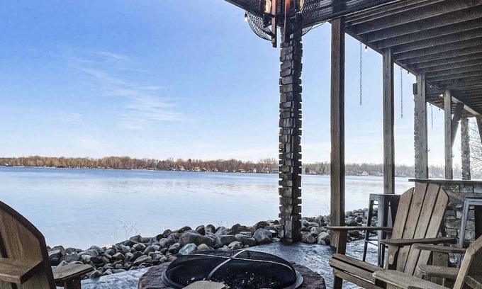 Bass Lake House | Unmatched Infinity Views at Lakefront Getaway