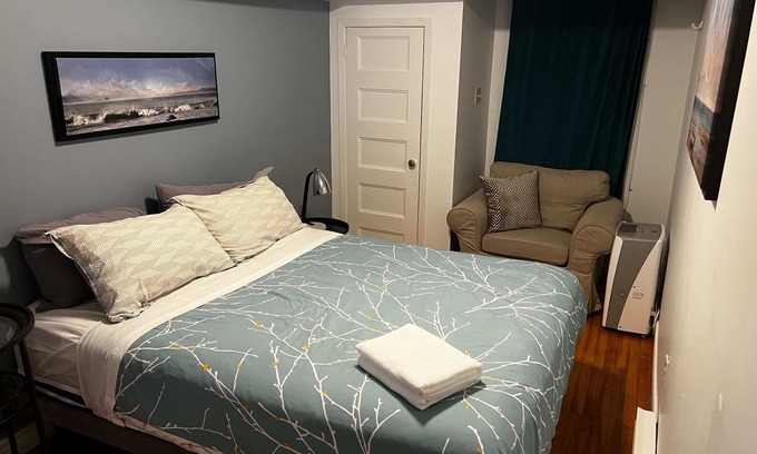 South End Apartment | Inglis Heritage: Cozy 2-BDRM near Waterfront
