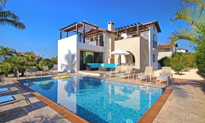 Ayia Thekla Villa | Stunning 3-Bed Villa with Sea View in Ayia Thekla