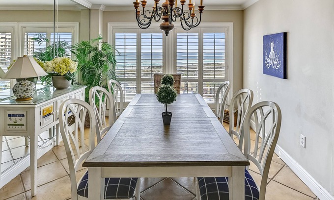 Holiday Isle Condo | Oceanfront Inlet Reef 209: 4-Star Condo with Pool & Spa