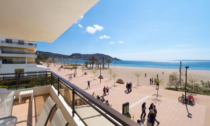Santa Margarida Apartment | Oasis A2: Oceanfront Retreat with 9/10 Guest Rating