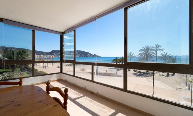 Santa Margarida Apartment | Oceanfront Escape at InmoSantos Oasis F3 - Rated 10/10
