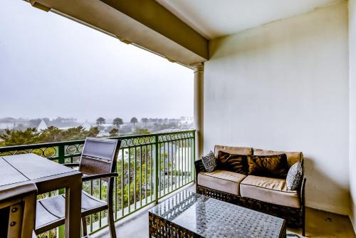 Rosemary Beach Hotel | Family-Friendly Retreat at Inn at Seacrest 403 with Pool