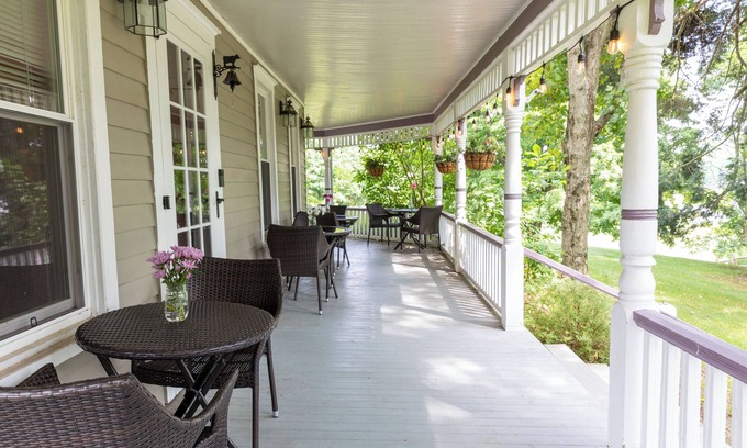 Tyler Hill Bed & Breakfast | Top-Rated Inn at Tyler Hill: Family-Friendly & Breakfast Included