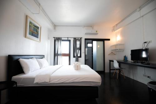 Pak Chong Hotel | Discover INN MY PLACE: Family-Friendly Stay with Top Ratings