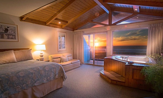 Shelter Cove Hotel | Discover the Inn Of The Lost Coast: Spa & Family-Friendly Stays