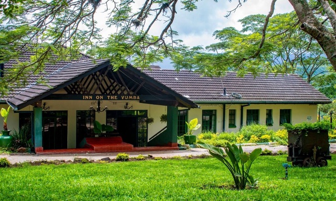 Mutare Hotel | Experience Comfort at Inn on the Vumba Hotel with Pool