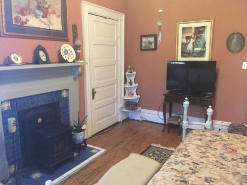 Chester Bed & Breakfast | Guest Rated 10/10 at Inn Upon Moon River Plantation