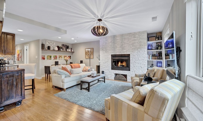 Downtown Baltimore Condo | Discover the Inner Harbor Gem with Family-Friendly Amenities