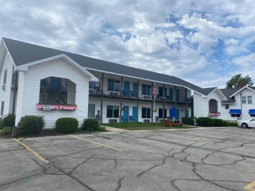 Jacksonport Hotel | Cozy Innlet Motel with Ocean Views & Pet-Friendly Vibes