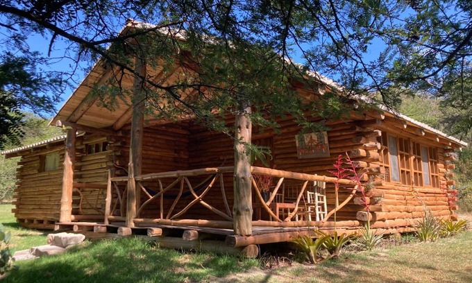 Guayllabamba Cabin | Inviting Inraki Lodge: Family-Friendly with Free Breakfast