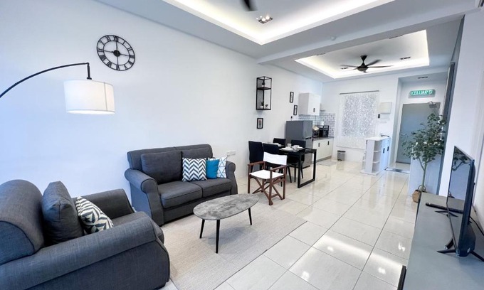 Kuah Apartment | Stylish Ins Apartment Langkawi with Pool & Breakfast
