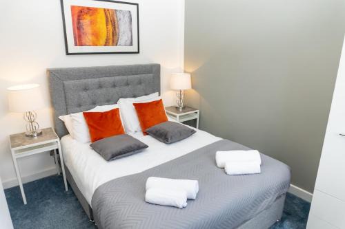 Swindon Apartment | Family-Friendly Stay at Inspiration by Olauda SA