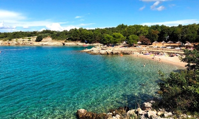 Skrbcici Apartment | Insula Insule - Rustic Getaway with Oceanfront Views