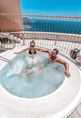 Cala Apartment | Elegant InTempo Sky View & Spa Resort with Oceanfront Pool