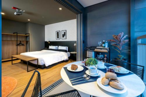 Zona Leste Hotel | Discover Intercity Tatuapé: Pet-Friendly with Pool & Spa