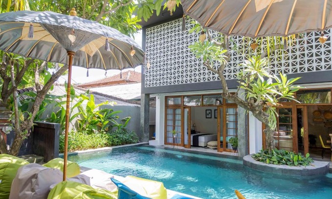 Kuta Hostel | Oceanfront Interconnection Hostel with Pool & Spa Amenities