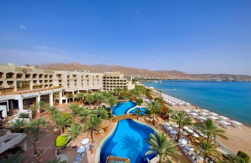 Aqaba Resort | Inviting InterContinental Aqaba: Beachfront Bliss Awaits