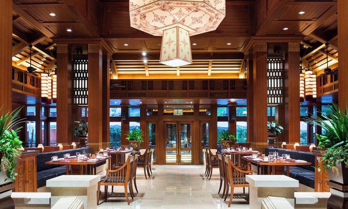 Jinghong Hotel | Experience InterContinental Xishuangbanna Resort with Spa & Pool