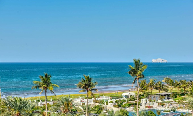 Shati Al Qurum Hotel | Discover InterContinental Muscat: 5-Star Ocean View Retreat