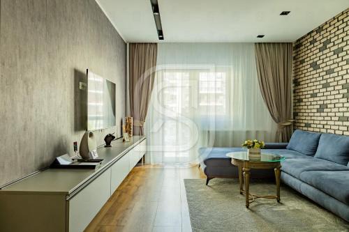 Sector 4 Apartment | Exceptional Intermezzo by Kristal Collection: Spa & Pool Retreat
