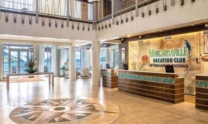 Red Hook Resort | Internal > 000-STT-WYN-MAR-0BD