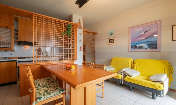 Clusane Apartment | Interno 18 - Family-Friendly One Bedroom Apartment for 4