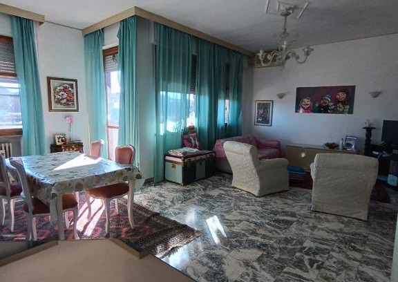 Addizione Erculea Apartment | Convenient Stay for Bruce Springsteen Concert in Ferrara
