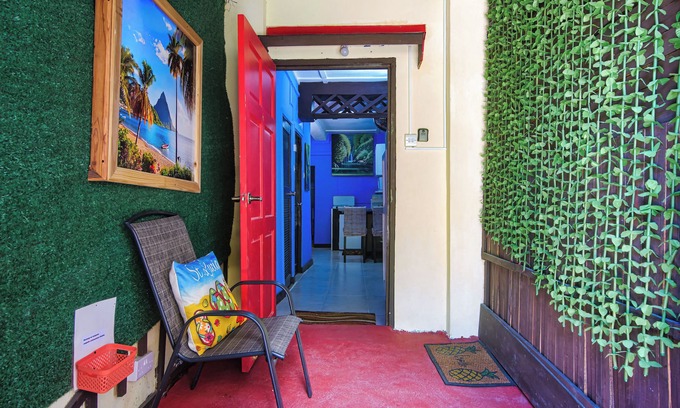 Bois d'Orange Apartment | Convenient Getaway: 2 Bedrooms Near Beach & Mall with Perks