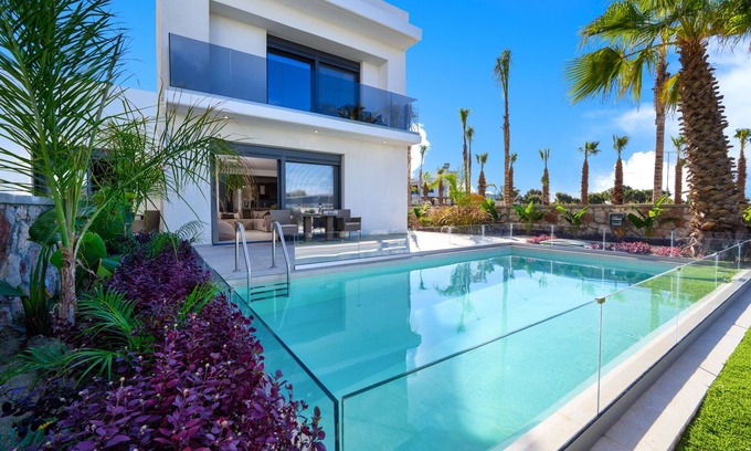 Petaloudes Villa | Experience Spectacular Sunsets at Penelope Villa Retreat