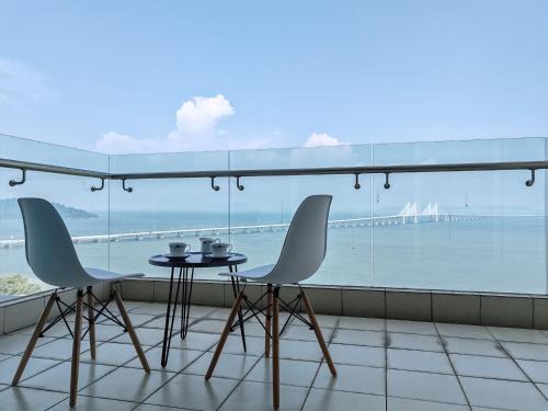 Bayan Lepas Apartment | Beautiful Seaview Condo with Pool & Child-Friendly Features