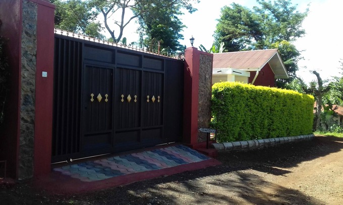 Marangu House | Cozy 2-Bed House in Komakundi Near Kilimanjaro