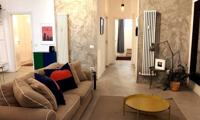 Crescenzago Apartment | Cozy 2-Bed Apartment in Milano with Kitchen & Breakfast