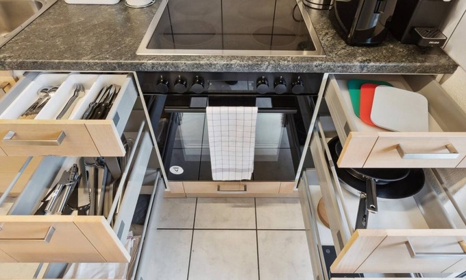 Center Apartment | Cozy 2-BR Apartment with Family-Friendly Kitchen