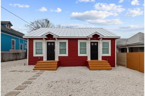 Near East Side House | Family-Friendly 4BR Downtown Home with Generous Layout