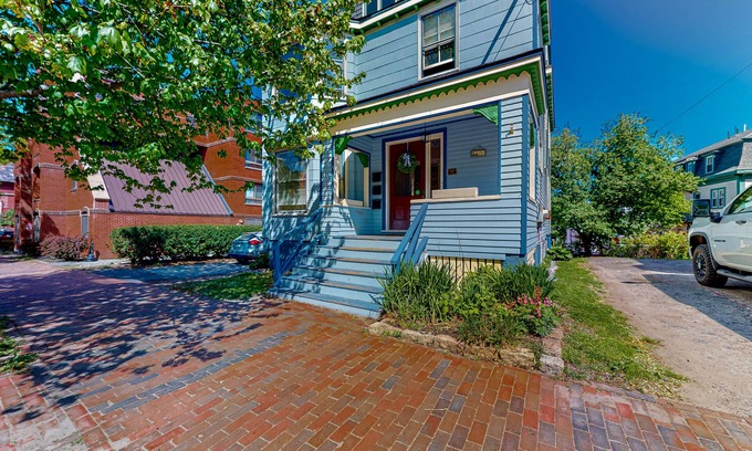 Parkside Apartment | Inviting Oceanfront Apartment with Kitchen & Fast WiFi