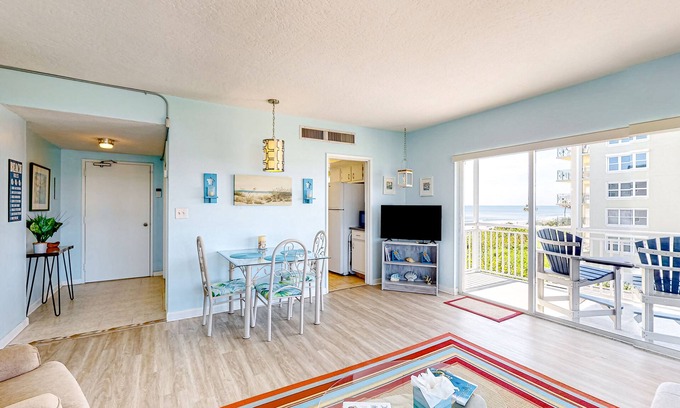 South Patrick Shores Condo | Cozy Ocean View Condo with Balcony and Full Kitchen