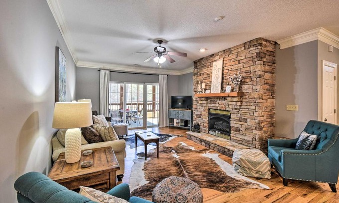 Clayton Apartment | Cozy Kingwood Resort Condo in Clayton with Spa Amenities!