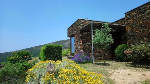 Chas de Egua House | Child Friendly InXisto Lodges - Guest Rated 9/10 Stay