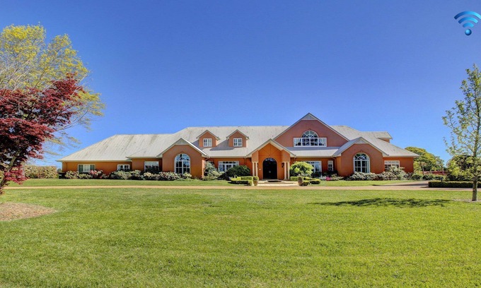 Moss Vale House | Iona Park - quintessential highlands estate